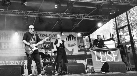 LEISE spielten live auf dem Altstadtfest in Burscheid (2024)